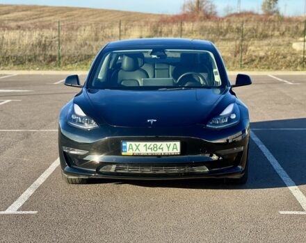 Чорний Тесла Модель 3, об'ємом двигуна 0 л та пробігом 14 тис. км за 19999 $, фото 4 на Automoto.ua