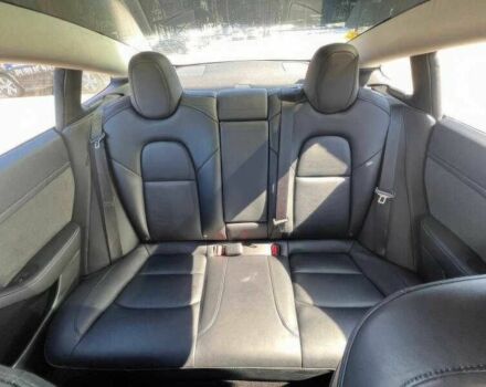 Черный Тесла Модель 3, объемом двигателя 0 л и пробегом 45 тыс. км за 10500 $, фото 10 на Automoto.ua