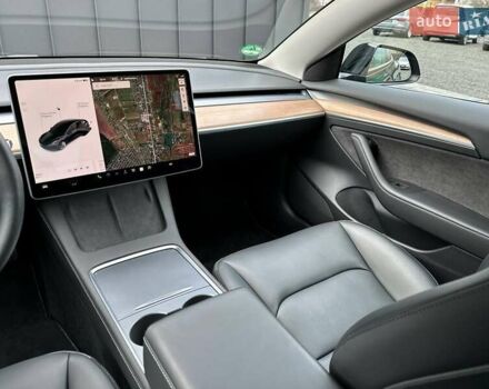 Чорний Тесла Модель 3, об'ємом двигуна 0 л та пробігом 45 тис. км за 25000 $, фото 18 на Automoto.ua