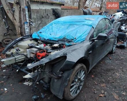 Чорний Тесла Модель 3, об'ємом двигуна 0 л та пробігом 95 тис. км за 11300 $, фото 6 на Automoto.ua