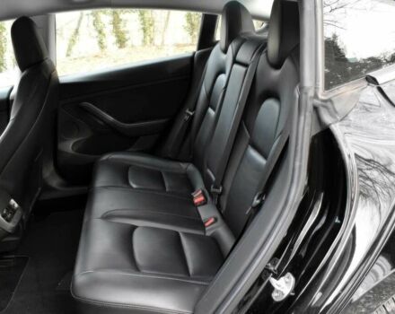 Черный Тесла Модель 3, объемом двигателя 0 л и пробегом 12 тыс. км за 9800 $, фото 11 на Automoto.ua