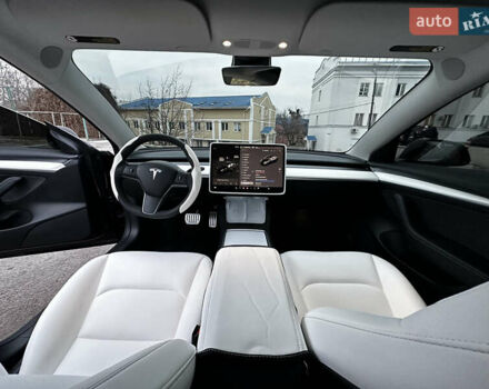 Черный Тесла Модель 3, объемом двигателя 0 л и пробегом 43 тыс. км за 27800 $, фото 17 на Automoto.ua