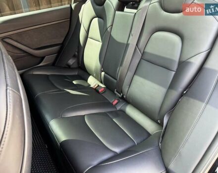 Черный Тесла Модель 3, объемом двигателя 0 л и пробегом 60 тыс. км за 23999 $, фото 19 на Automoto.ua