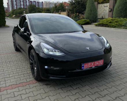 Чорний Тесла Модель 3, об'ємом двигуна 0 л та пробігом 31 тис. км за 25100 $, фото 5 на Automoto.ua