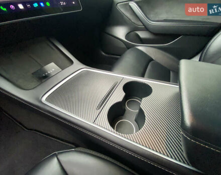 Чорний Тесла Модель 3, об'ємом двигуна 0 л та пробігом 146 тис. км за 20800 $, фото 18 на Automoto.ua