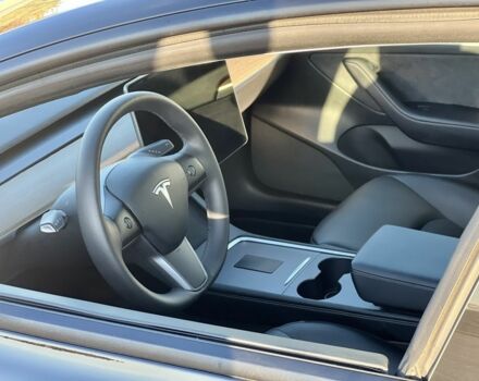 Чорний Тесла Модель 3, об'ємом двигуна 0 л та пробігом 14 тис. км за 19999 $, фото 9 на Automoto.ua