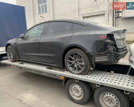 Черный Тесла Модель 3, объемом двигателя 0 л и пробегом 78 тыс. км за 17000 $, фото 3 на Automoto.ua