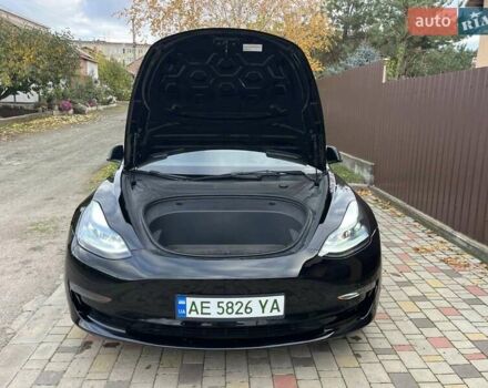 Чорний Тесла Модель 3, об'ємом двигуна 0 л та пробігом 94 тис. км за 20500 $, фото 3 на Automoto.ua