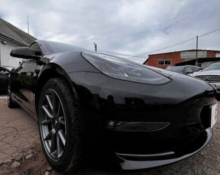 Черный Тесла Модель 3, объемом двигателя 0 л и пробегом 69 тыс. км за 21000 $, фото 4 на Automoto.ua