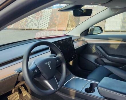Тесла Модель 3 2022 в Днепре (Днепропетровске) на Automoto.ua Черный Тесла Модель 3, объемом двигателя 0 л и пробегом 56 тыс. км за 23500 $, фото 1 на Automoto.ua