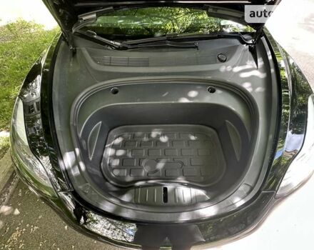 Чорний Тесла Модель 3, об'ємом двигуна 0 л та пробігом 9 тис. км за 18900 $, фото 22 на Automoto.ua