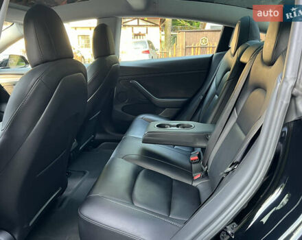Черный Тесла Модель 3, объемом двигателя 0 л и пробегом 134 тыс. км за 17500 $, фото 14 на Automoto.ua
