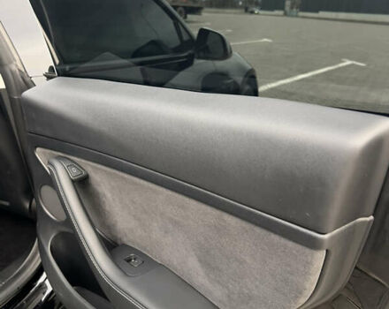 Черный Тесла Модель 3, объемом двигателя 0 л и пробегом 85 тыс. км за 19999 $, фото 38 на Automoto.ua