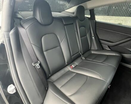 Черный Тесла Модель 3, объемом двигателя 0 л и пробегом 85 тыс. км за 19999 $, фото 16 на Automoto.ua