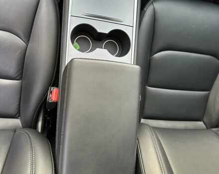 Черный Тесла Модель 3, объемом двигателя 0 л и пробегом 52 тыс. км за 25000 $, фото 16 на Automoto.ua