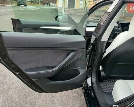 Черный Тесла Модель 3, объемом двигателя 0 л и пробегом 30 тыс. км за 20500 $, фото 12 на Automoto.ua
