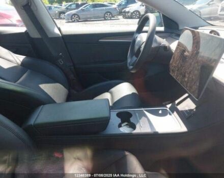 Чорний Тесла Модель 3, об'ємом двигуна 0 л та пробігом 1 тис. км за 15100 $, фото 7 на Automoto.ua