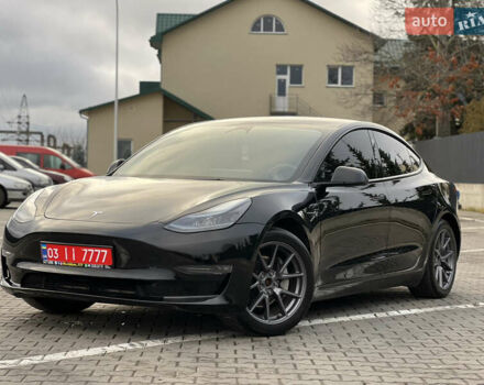 Черный Тесла Модель 3, объемом двигателя 0 л и пробегом 85 тыс. км за 19999 $, фото 2 на Automoto.ua