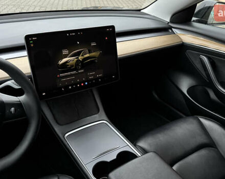 Чорний Тесла Модель 3, об'ємом двигуна 0 л та пробігом 172 тис. км за 16900 $, фото 27 на Automoto.ua