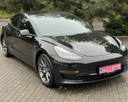 Чорний Тесла Модель 3, об'ємом двигуна 0 л та пробігом 38 тис. км за 21000 $, фото 1 на Automoto.ua