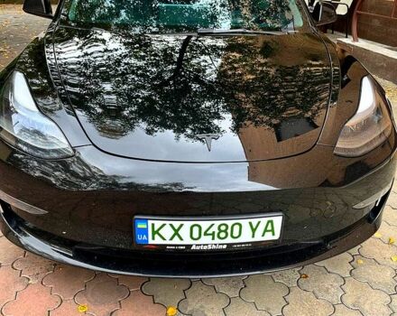 Чорний Тесла Модель 3, об'ємом двигуна 0.19 л та пробігом 64 тис. км за 23200 $, фото 13 на Automoto.ua
