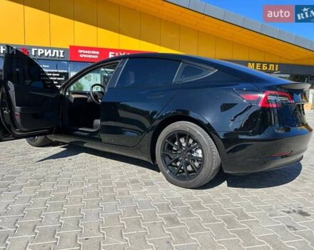 Чорний Тесла Модель 3, об'ємом двигуна 0 л та пробігом 18 тис. км за 20500 $, фото 1 на Automoto.ua