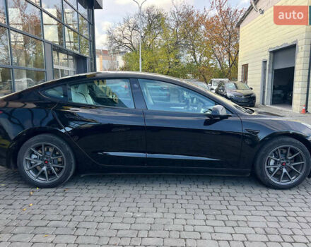 Чорний Тесла Модель 3, об'ємом двигуна 0 л та пробігом 16 тис. км за 22900 $, фото 7 на Automoto.ua