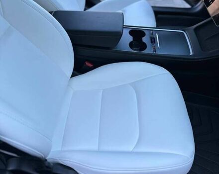 Черный Тесла Модель 3, объемом двигателя 0 л и пробегом 22 тыс. км за 22800 $, фото 75 на Automoto.ua