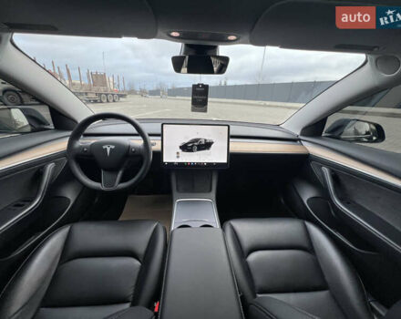Черный Тесла Модель 3, объемом двигателя 0 л и пробегом 85 тыс. км за 19999 $, фото 49 на Automoto.ua