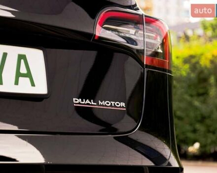 Чорний Тесла Модель 3, об'ємом двигуна 0 л та пробігом 49 тис. км за 24999 $, фото 18 на Automoto.ua