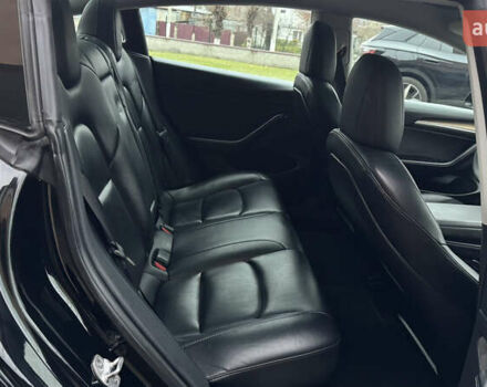 Чорний Тесла Модель 3, об'ємом двигуна 0 л та пробігом 172 тис. км за 16900 $, фото 37 на Automoto.ua