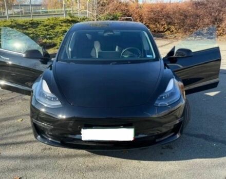 Черный Тесла Модель 3, объемом двигателя 0 л и пробегом 15 тыс. км за 15000 $, фото 1 на Automoto.ua