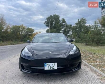 Тесла Модель 3 2023 в Каменское - Днепродзержинск на Automoto.ua Черный Тесла Модель 3, объемом двигателя 0 л и пробегом 73 тыс. км за 19000 $, фото 2 на Automoto.ua