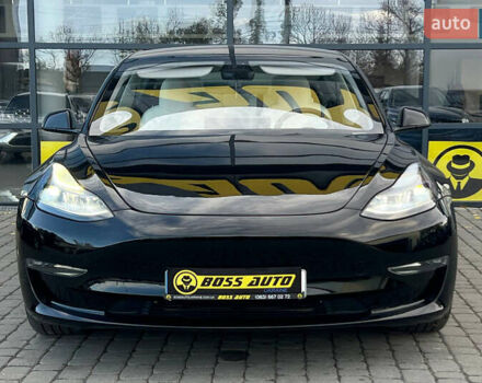 Чорний Тесла Модель 3, об'ємом двигуна 0 л та пробігом 16 тис. км за 22900 $, фото 1 на Automoto.ua