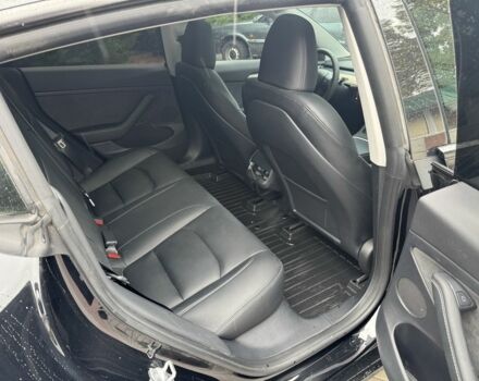 Чорний Тесла Модель 3, об'ємом двигуна 0 л та пробігом 38 тис. км за 21000 $, фото 5 на Automoto.ua