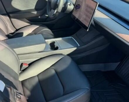 Черный Тесла Модель 3, объемом двигателя 0 л и пробегом 15 тыс. км за 15000 $, фото 5 на Automoto.ua