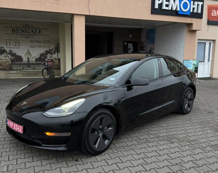 Чорний Тесла Модель 3, об'ємом двигуна 0 л та пробігом 172 тис. км за 16900 $, фото 2 на Automoto.ua