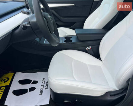 Чорний Тесла Модель 3, об'ємом двигуна 0 л та пробігом 16 тис. км за 22900 $, фото 9 на Automoto.ua