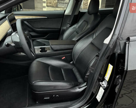 Чорний Тесла Модель 3, об'ємом двигуна 0 л та пробігом 172 тис. км за 16900 $, фото 22 на Automoto.ua