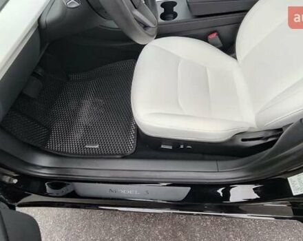 Черный Тесла Модель 3, объемом двигателя 0 л и пробегом 30 тыс. км за 20500 $, фото 20 на Automoto.ua