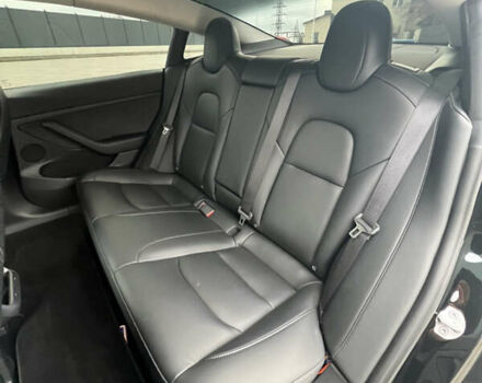 Черный Тесла Модель 3, объемом двигателя 0 л и пробегом 85 тыс. км за 19999 $, фото 41 на Automoto.ua