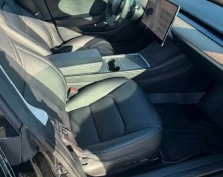 Черный Тесла Модель 3, объемом двигателя 0 л и пробегом 15 тыс. км за 15000 $, фото 4 на Automoto.ua