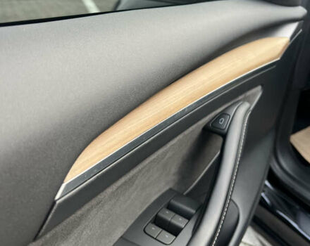 Черный Тесла Модель 3, объемом двигателя 0 л и пробегом 85 тыс. км за 19999 $, фото 14 на Automoto.ua