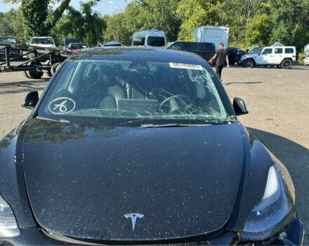 Черный Тесла Модель 3, объемом двигателя 0 л и пробегом 80 тыс. км за 8900 $, фото 3 на Automoto.ua