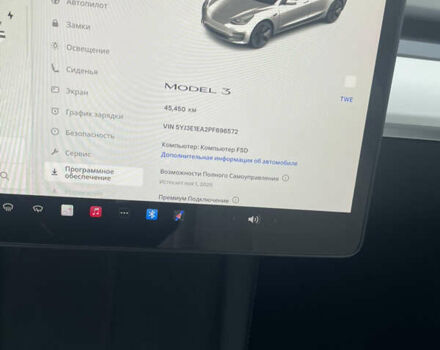 Черный Тесла Модель 3, объемом двигателя 0 л и пробегом 45 тыс. км за 22000 $, фото 39 на Automoto.ua