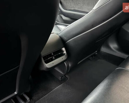 Чорний Тесла Модель 3, об'ємом двигуна 0 л та пробігом 172 тис. км за 16900 $, фото 38 на Automoto.ua