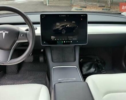 Черный Тесла Модель 3, объемом двигателя 0 л и пробегом 30 тыс. км за 20500 $, фото 14 на Automoto.ua