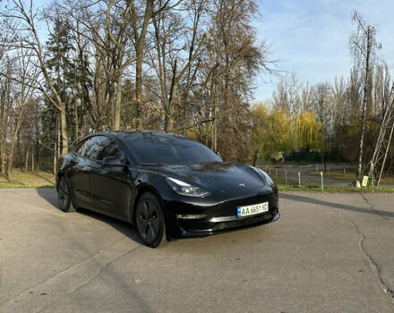 Черный Тесла Модель 3, объемом двигателя 0 л и пробегом 52 тыс. км за 25000 $, фото 1 на Automoto.ua