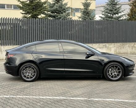 Черный Тесла Модель 3, объемом двигателя 0 л и пробегом 85 тыс. км за 19999 $, фото 5 на Automoto.ua