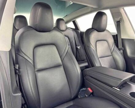 Черный Тесла Модель 3, объемом двигателя 0 л и пробегом 15 тыс. км за 15500 $, фото 13 на Automoto.ua